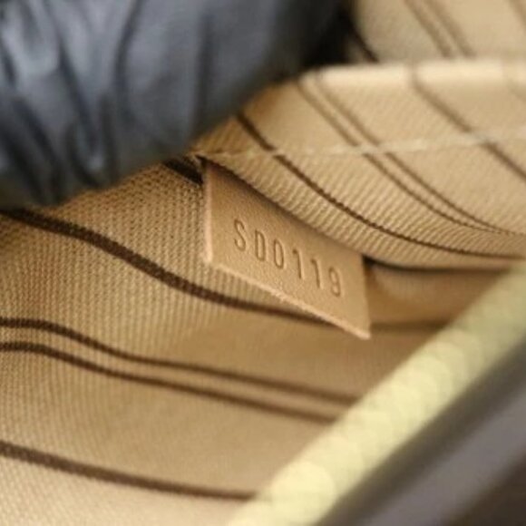 Louis Vuitton Neverfull Monogram Canvas Pochette Wristlet SD0119 - Brown *READ* - Picture 16 of 16